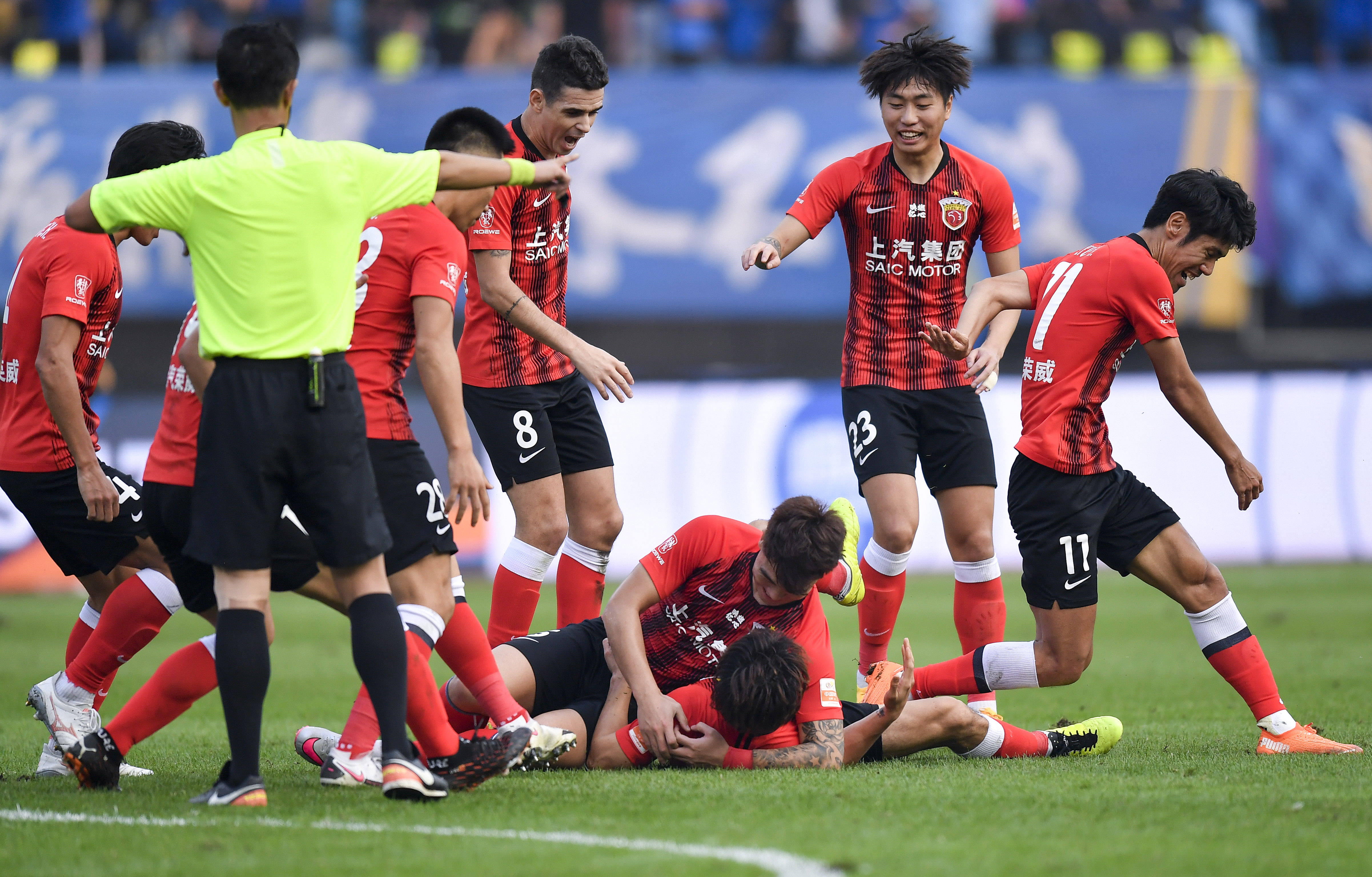 他与田鹏飞 他与田鹏飞