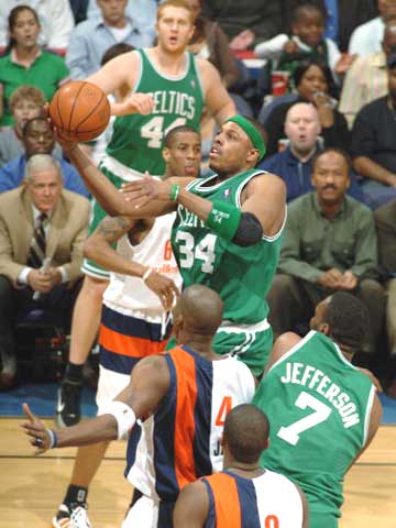 依靠禁区内 依靠禁区内